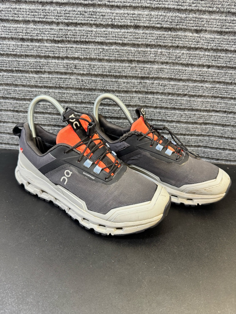 On CloudHero Waterproof Youth 4